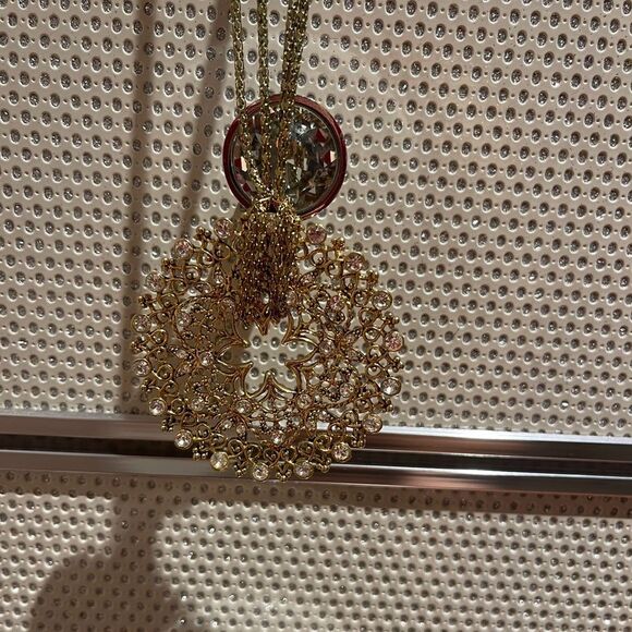 Beautiful cache necklace - Picture 2 of 11